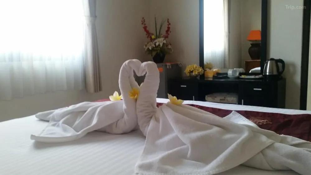 Tuban Torres Accommodation Kuta  Bagian luar foto