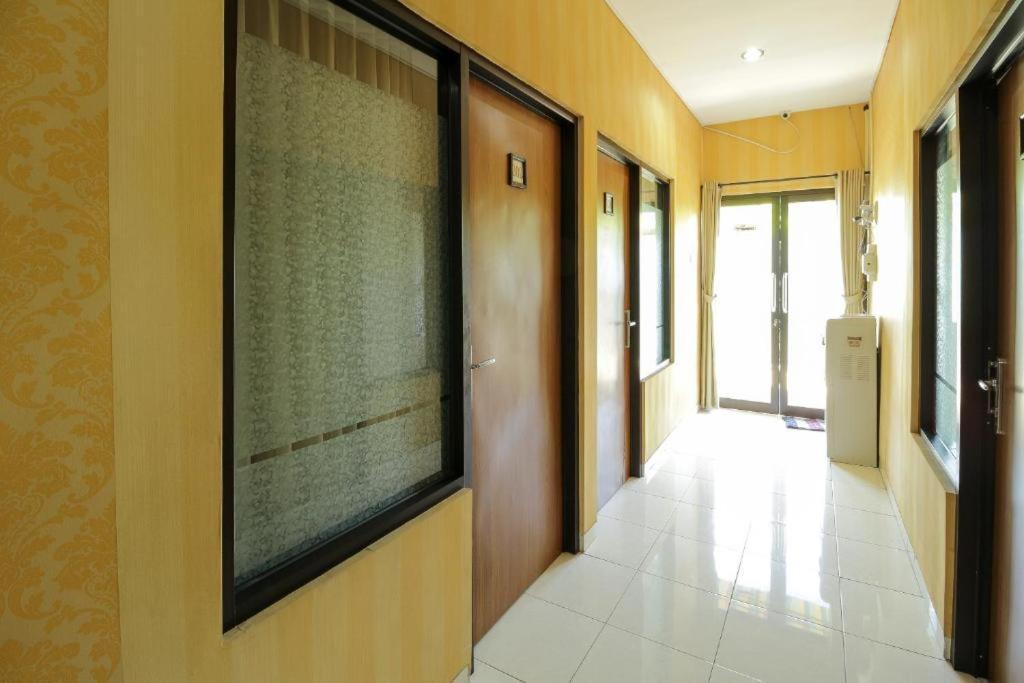 Tuban Torres Accommodation Kuta  Bagian luar foto